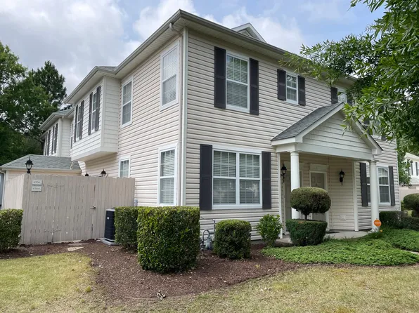 4556 Duffy Dr, Virginia Beach, VA 23462