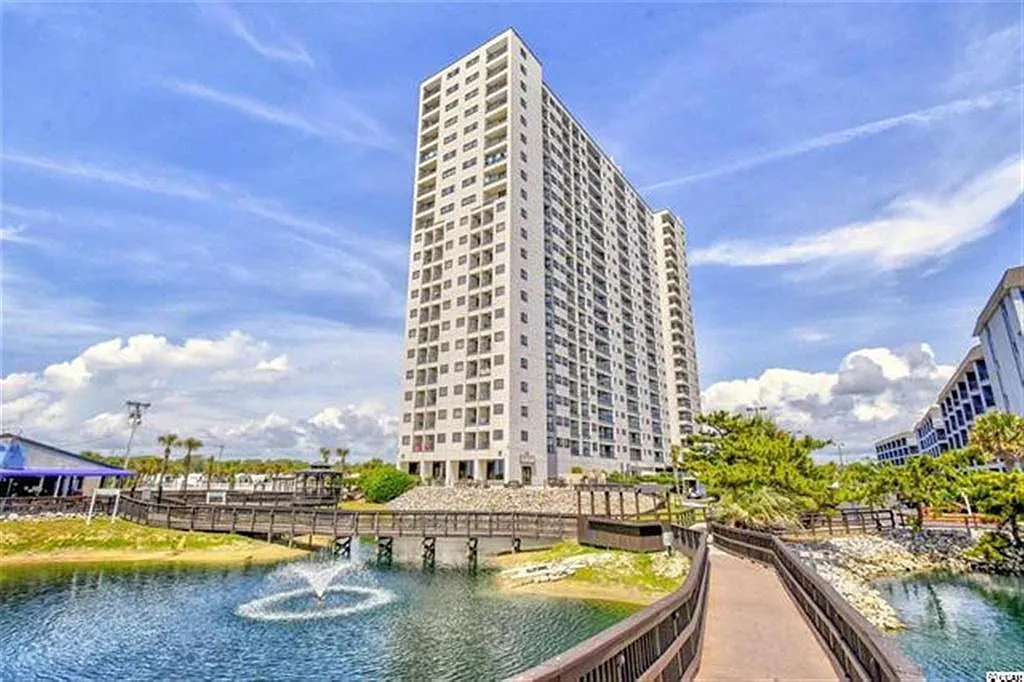 2 bed, 1000 sqft, $2,800 — Photo 3