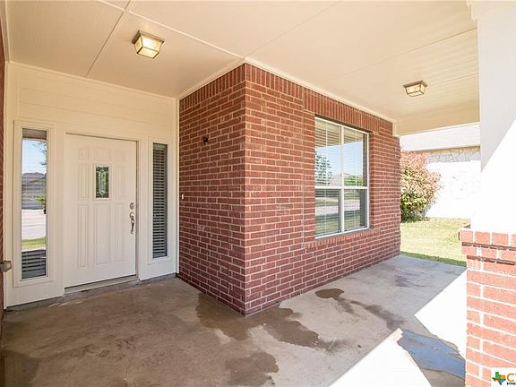 5th image of 416 Weeping Willow Dr