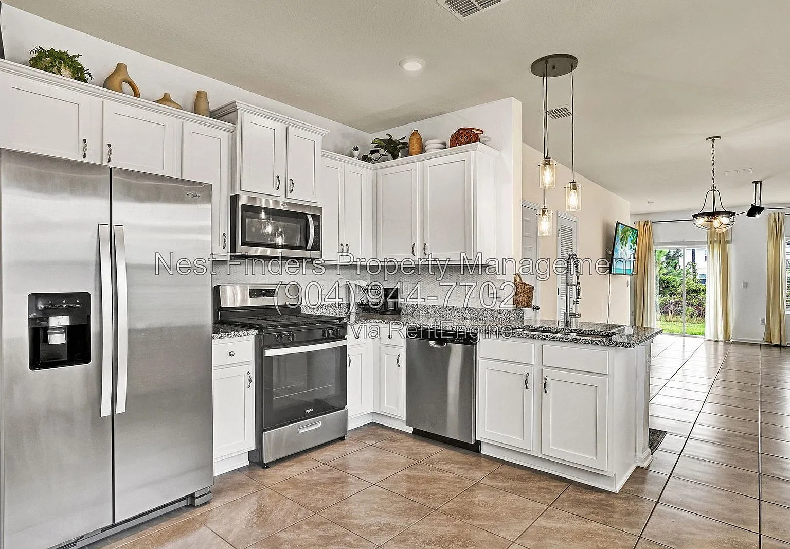 3 bed, 2.5 bath, 1502 sqft, $1,950 — Photo 2