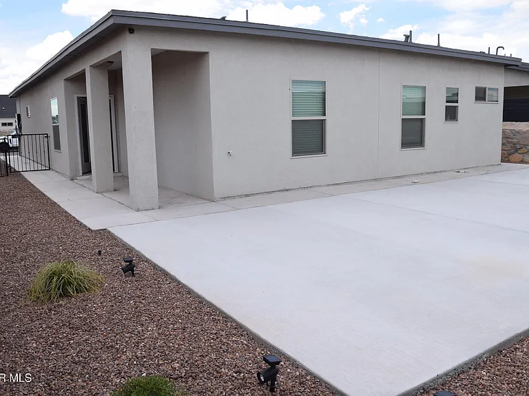 1103 Brass Hill Ave — Photo 31