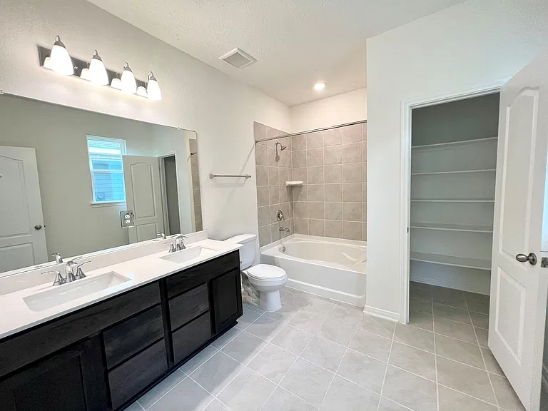 2834 Palamas Ln — Photo 18