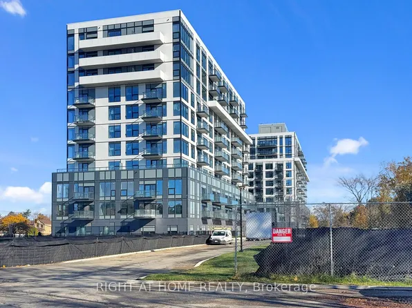 7439 Kingston Rd, Toronto, ON