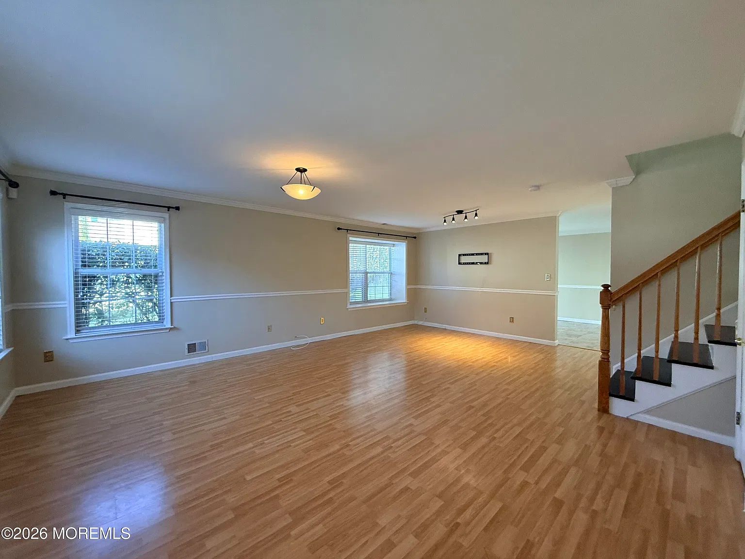 3 bed, 2.5 bath, 1642 sqft, $3,150 — Photo 3