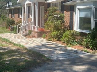 628 Davis Bridge Rd, Parkton, NC 28371