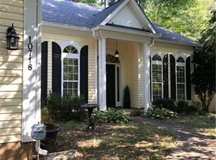 10718 Northwoods Forest Dr, Charlotte, NC 28214