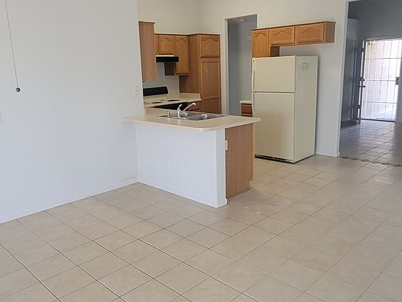 3rd image of 16901 N 159th Ave