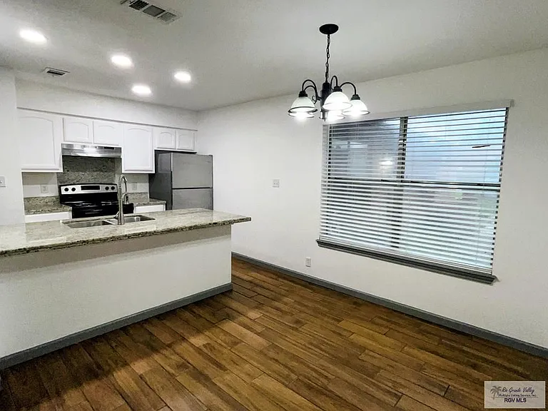 2906 Treasure Hills Blvd #C — Photo 5