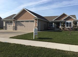 3130 E Rubyred Dr, Appleton, WI 54913