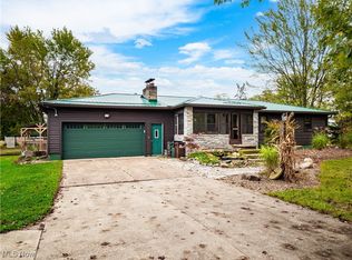 9049 Oberlin Rd, Elyria, OH 44035