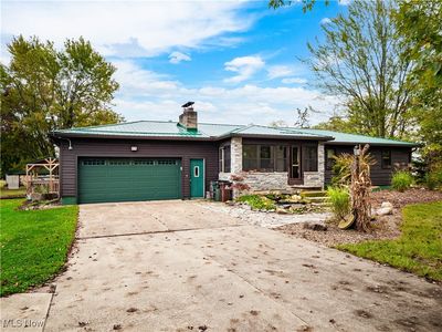 9049 Oberlin Rd, Elyria, OH, 44035