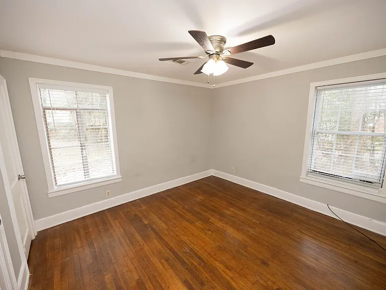 2058 Woodley Rd — Photo 21