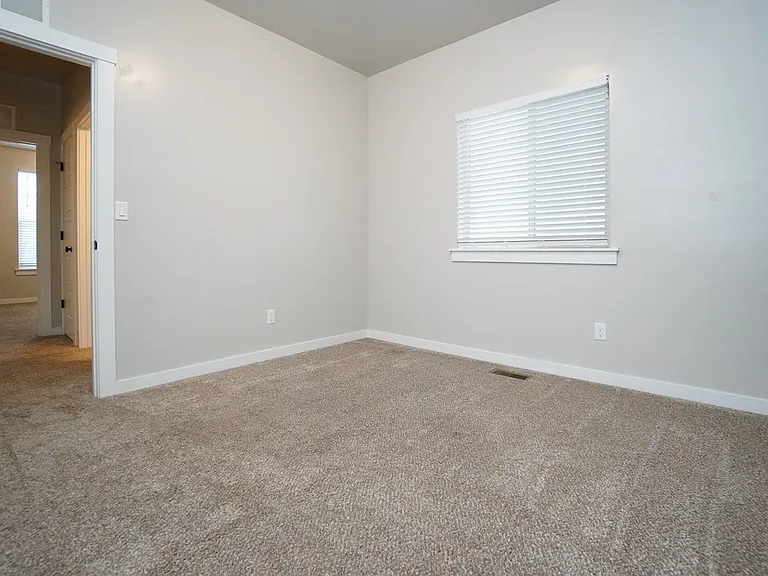 1187 W Davenport St — Photo 10