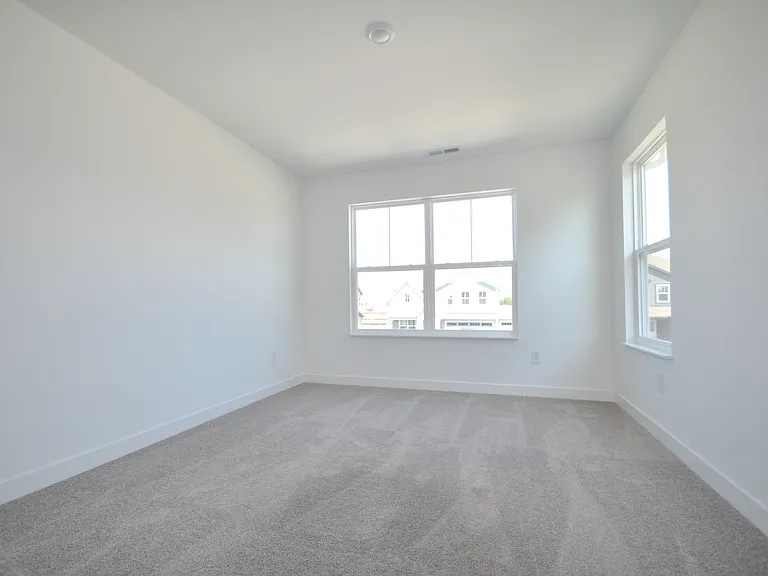 8578 Georgina St — Photo 11