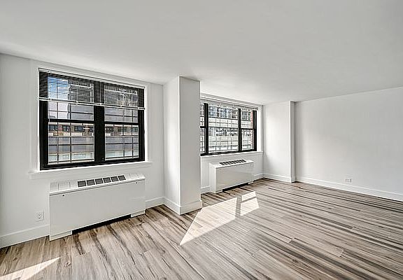 4th image of 330 W 58th St APT 17G