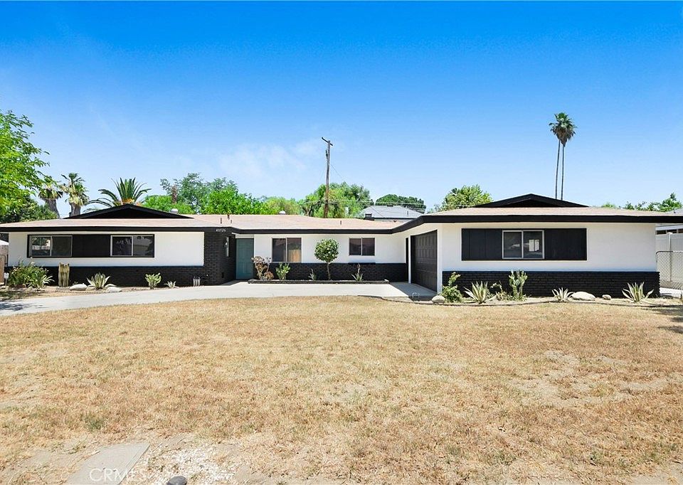 1st image of 40526 Sanalamar Dr