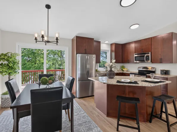 6266 Rivlyn Ave NW, Ramsey, MN 55303