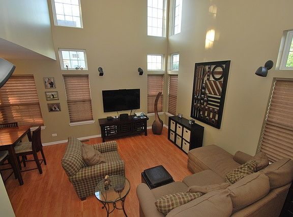 2nd image of 2250 Foxmoor Ln #2250