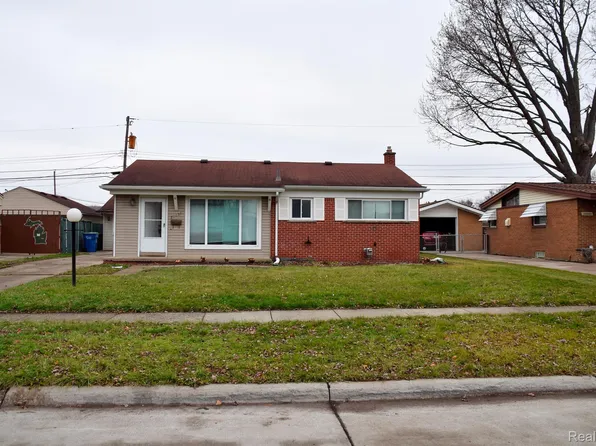 32431 Holden Dr, Warren, MI 48092