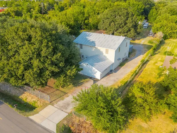 5802 Sheppard Rd, Baytown, TX 77521