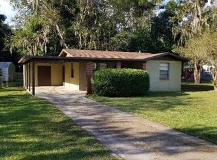 3224 Silver Lake Dr, Palatka, FL 32177