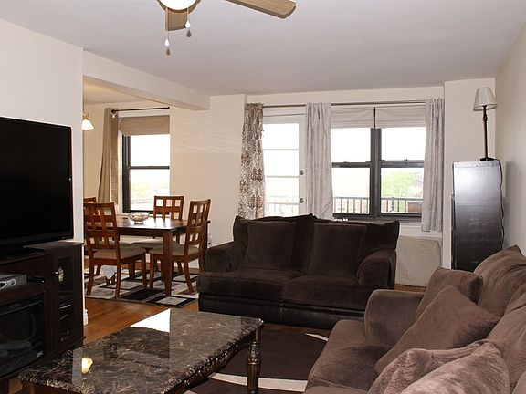 4th image of 55 S Bergen Pl APT 4E