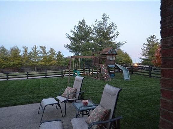 4th image of 236 Park Lakes Dr