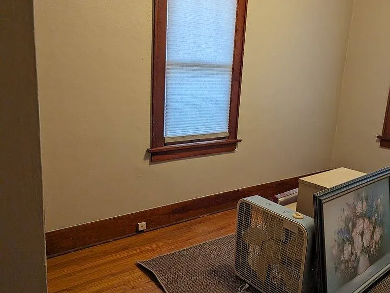 1256 Pine St — Photo 6