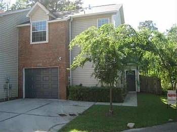 3rd image of 3068 Camelliawood Cir E