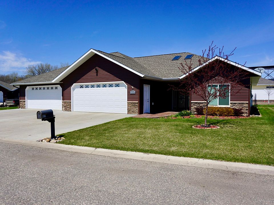 1st image of 527 Legacy Ln