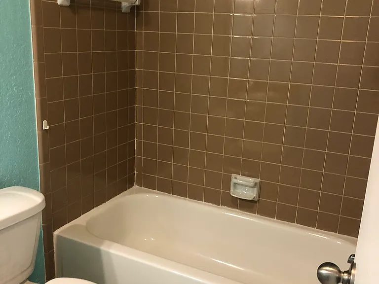 1148 SW 77th Ter — Photo 12