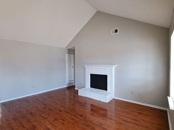 2nd image of 5339 Crystal Oak Dr