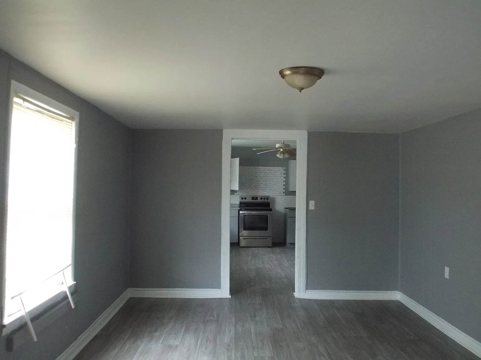 1114 Ellis Rd — Photo 3