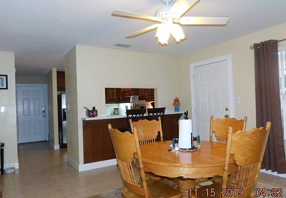 5th image of 720 SW Sweetbreeze Dr