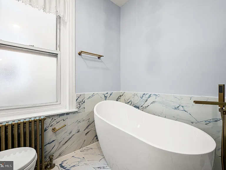3740 Manayunk Ave — Photo 24