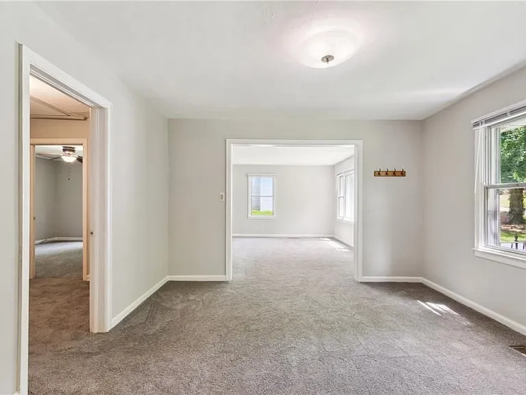 1682 Bridgeport Dr — Photo 17