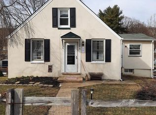 18 Spruce St, Coatesville, PA 19320