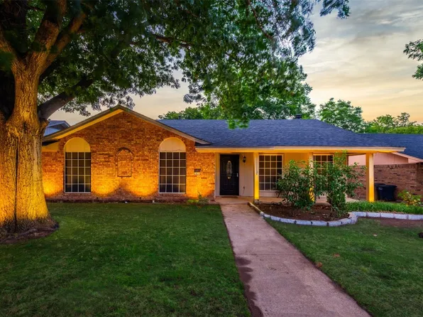 1837 Christopher Dr, Fort Worth, TX 76140