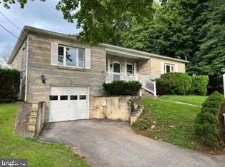 39 W Clearview Dr, Shrewsbury, PA 17361