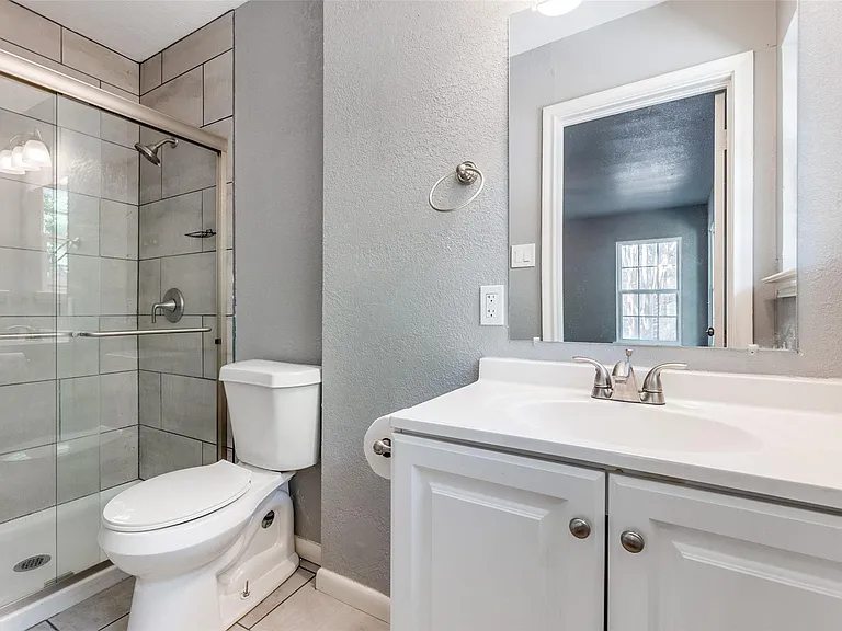7543 Colgate Ave — Photo 26