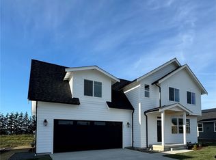 305 Brentwood Dr, Nooksack, WA