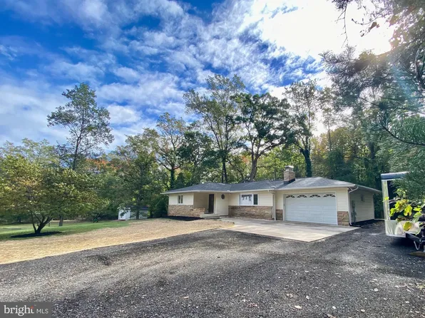 943 Forest Dr, Arnold, MD 21012