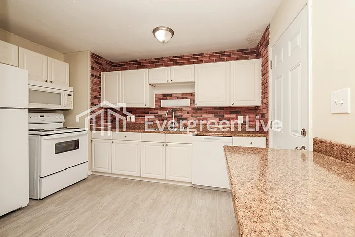 1641 Edendale Rd — Photo 6