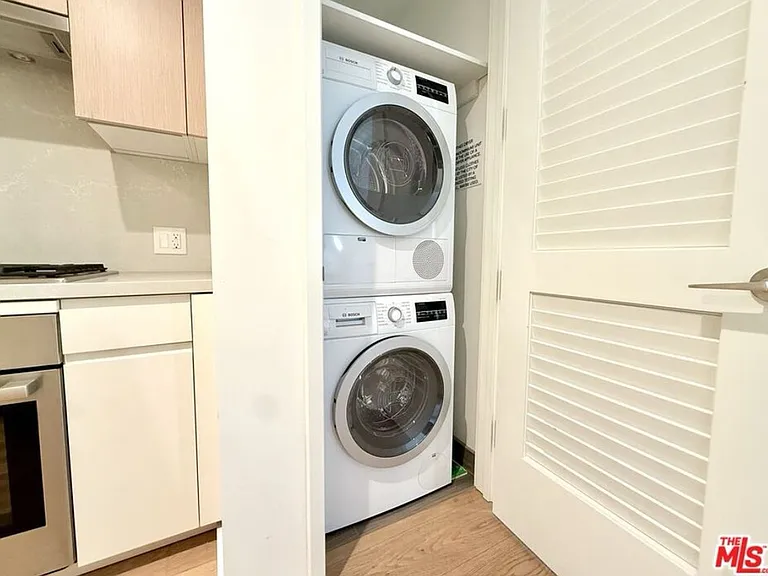 877 S Francisco St #617 — Photo 5
