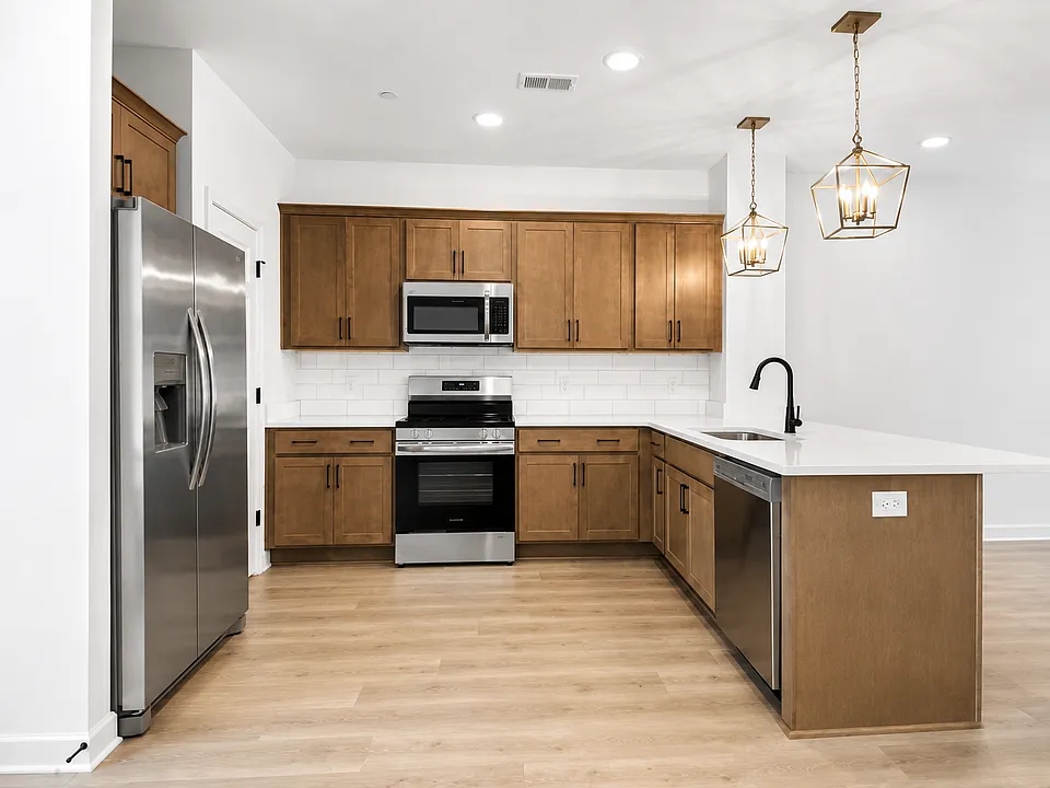 505 Tappan Pvt Ln