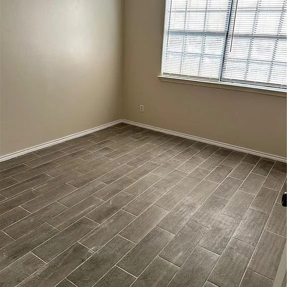 2714 Melanie Dr — Photo 16
