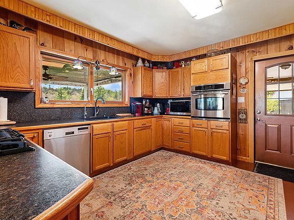 5th image of 172 Hurd Road