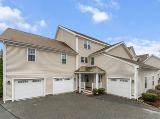 18 Dale St UNIT 8E, Andover, MA 01810