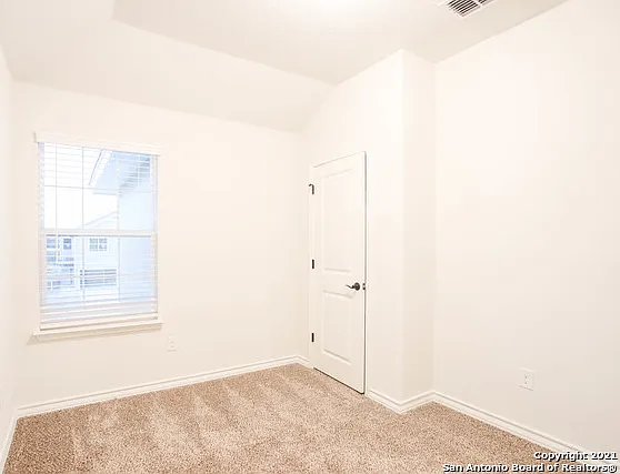 13902 Enzo Gate #102 — Photo 6