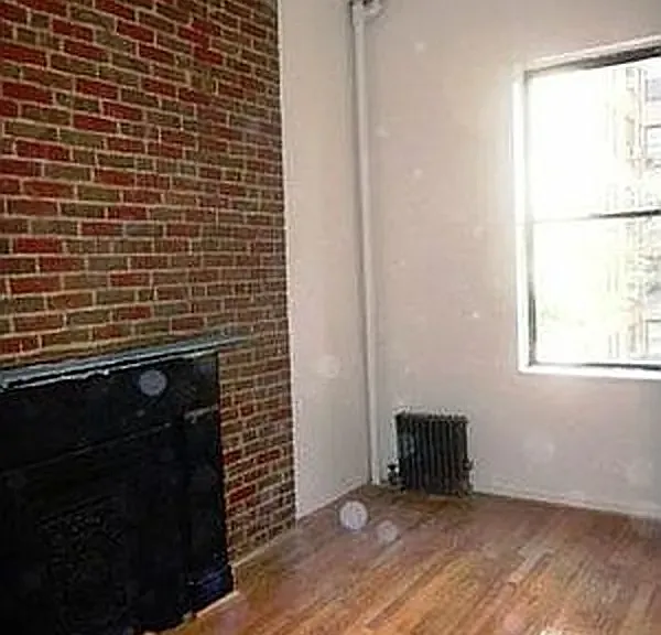 328 W 45th St #3F — Photo 2